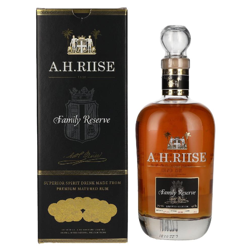 delicando A.H. Riise FAMILY RESERVE Superior Spirit Drink 42% Vol. 0 7l in Geschenkbox