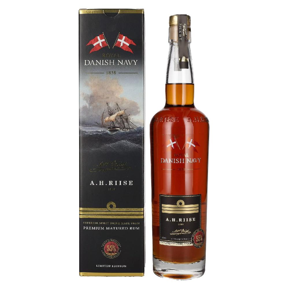delicando A.H. Riise Royal DANISH NAVY STRENGTH Superior Spirit Drink 55% Vol. 0 7l in Geschenkbox