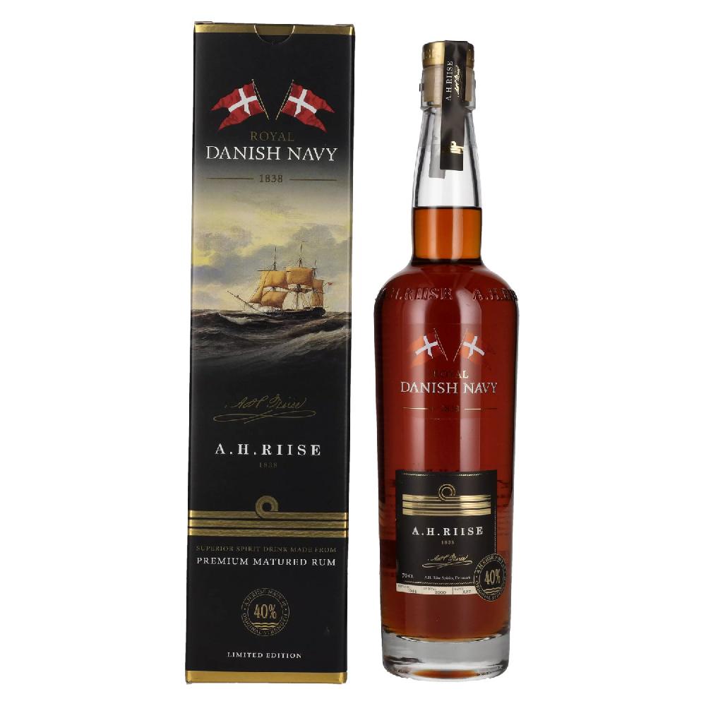 delicando A.H. Riise Royal DANISH NAVY Superior Spirit Drink 40% Vol. 0 7l in Geschenkbox