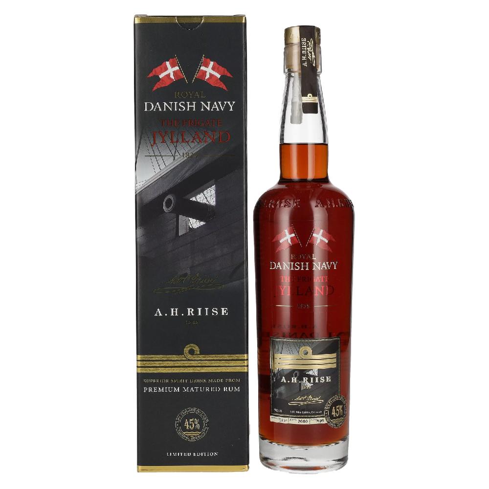 delicando A.H. Riise Royal DANISH NAVY The Frigate JYLLAND Superior Spirit Drink 45% Vol. 0 7l in Geschenkbox