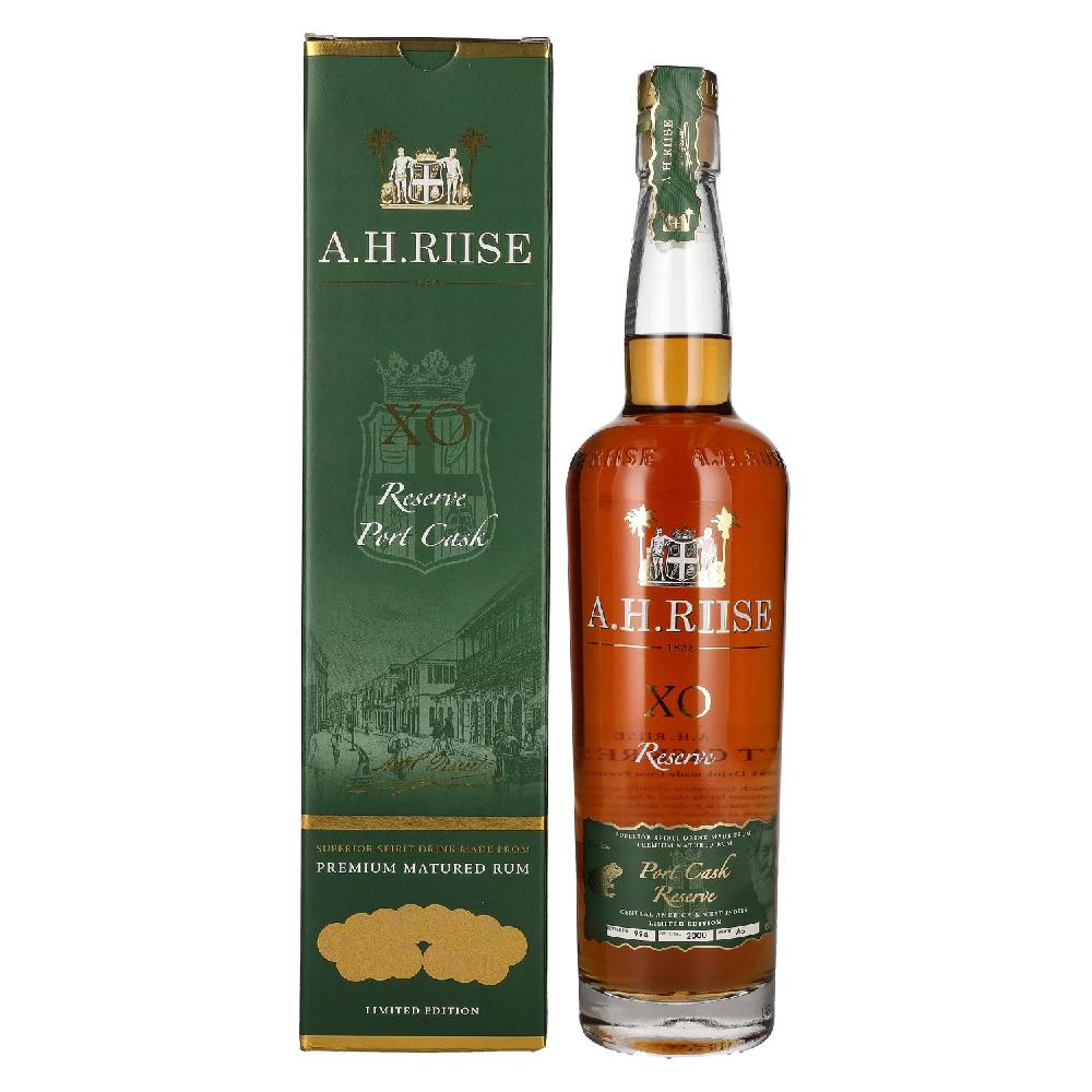 delicando A.H. Riise X.O. Reserve Port Cask Superior Spirit Drink 45% Vol. 0 7l in Geschenkbox