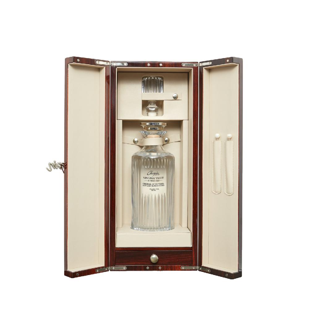 delicando Chopin 30 Years Old Vintage Vault Original Batch Vodka 43 6% Vol. 0 7l in Holzkiste
